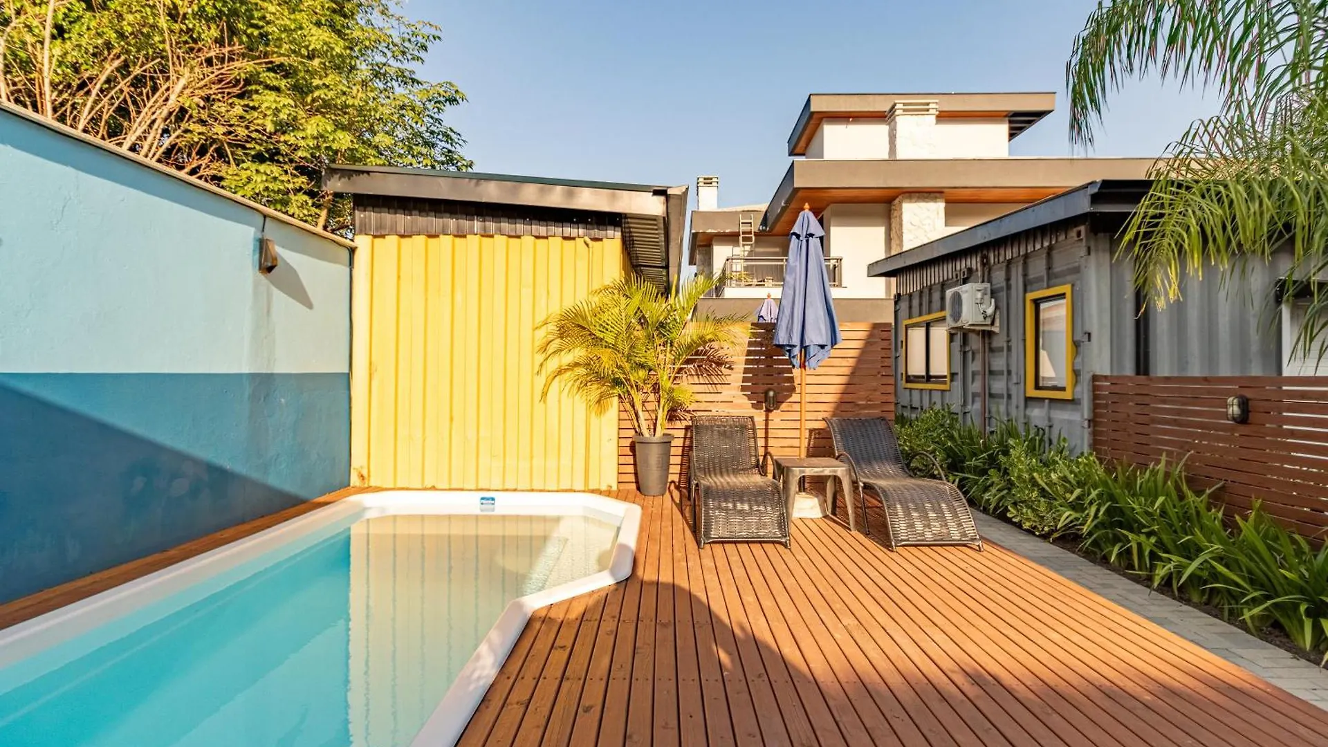 Estacionamento-1000Mbps-Ac-Smart Tv-Piscina Apartment Florianopolis Brazil