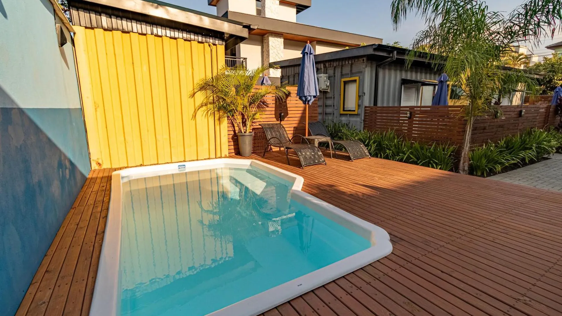 Estacionamento-1000Mbps-Ac-Smart Tv-Piscina Apartment Florianopolis 0*,  Brazil